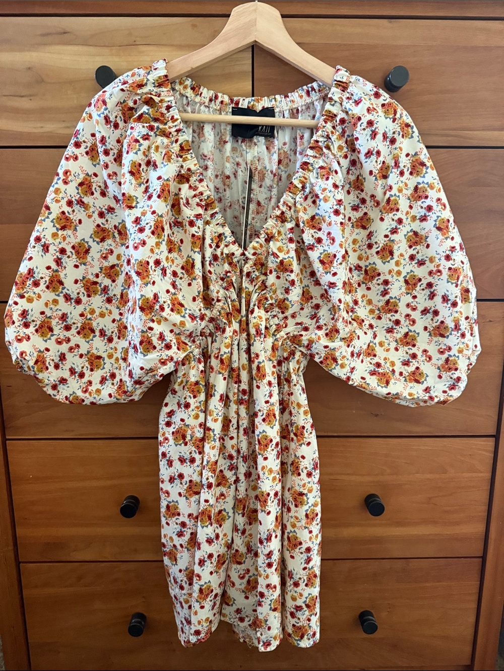 Kaii Floral Puff Sleeve Mini Dress in Cream, Red & Mustard NWT Size XS